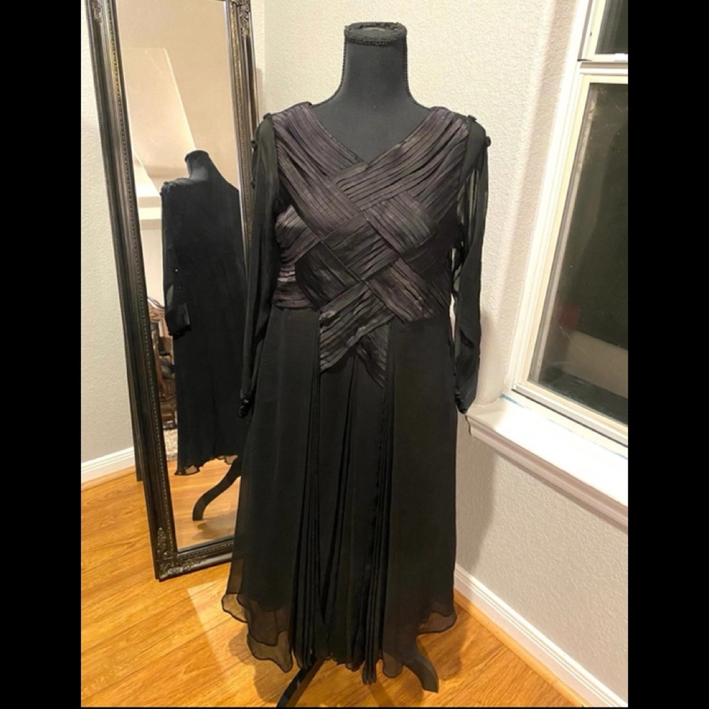 Women dress